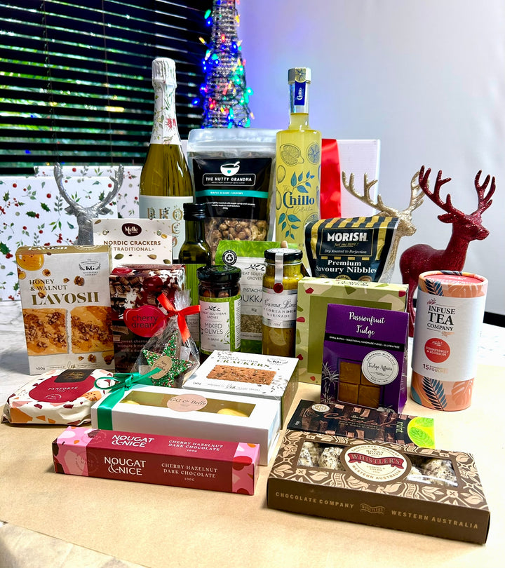 A Chillo Spritz Premium Gourmet Hamper