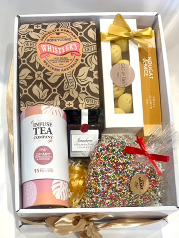 Infuse Tea Lemongrass & Ginger with sweet treats