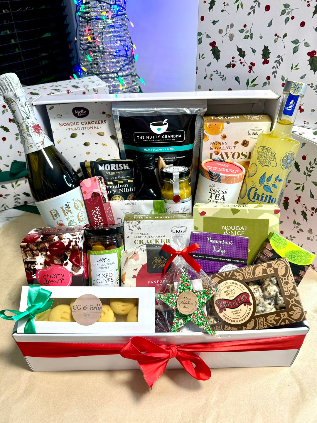 A Chillo Spritz Premium Gourmet Hamper